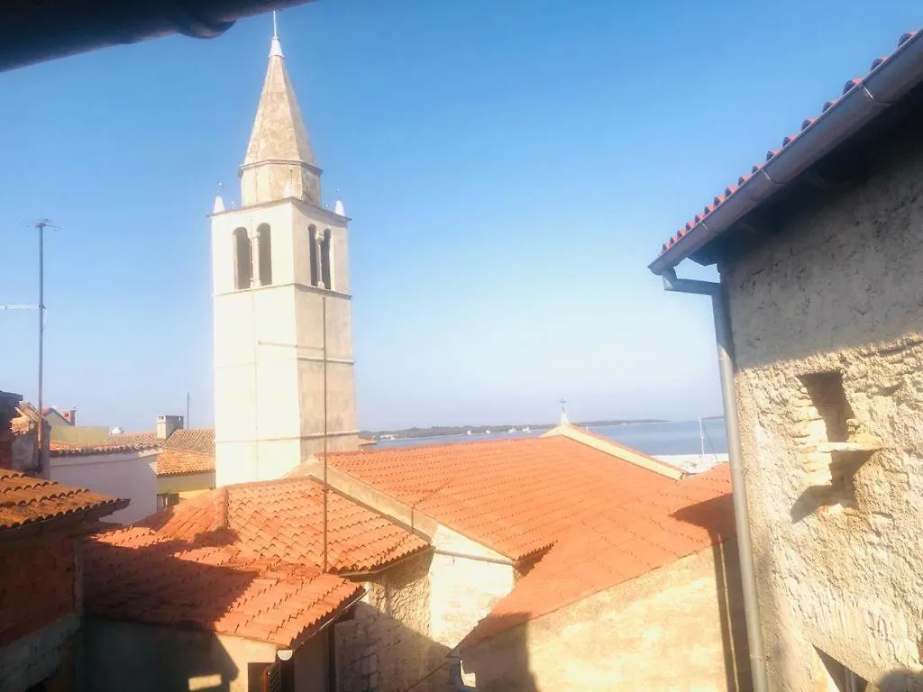 Istrian Stone House In The Heart Of The Beautiful Fishing Village Fazana - Only Few Steps From The Sea And The Wonderful Beach - Incl Plasma-Quad-Plus-Filter Against C O V I D アパート