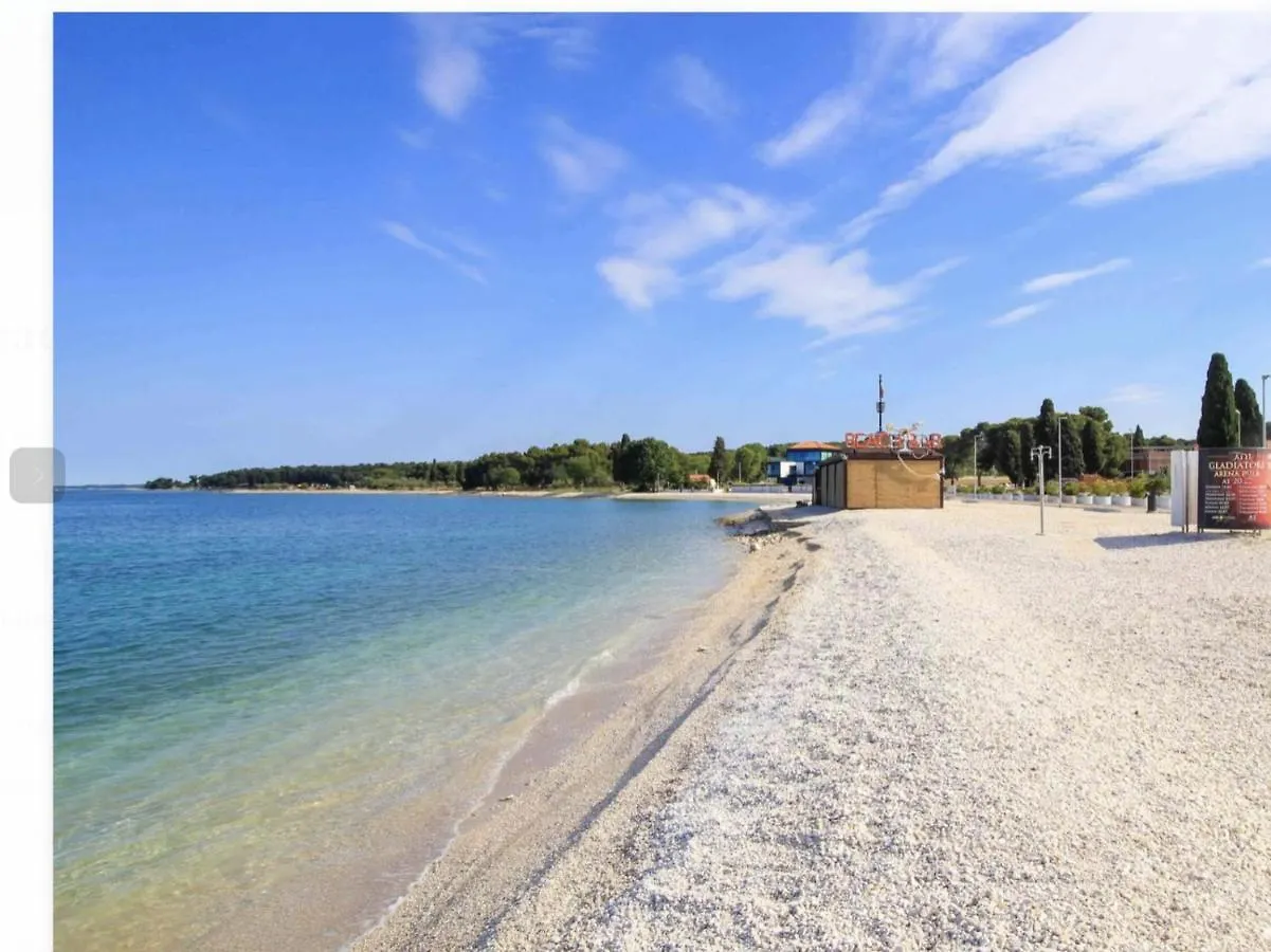 Istrian Stone House: Seaside Retreat in Fazana with COVID-Safe Filtration Apartment